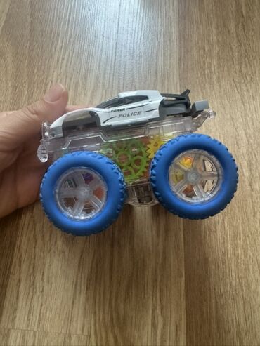 Oyuncaqlar: Hər biri 1 AZN — 4