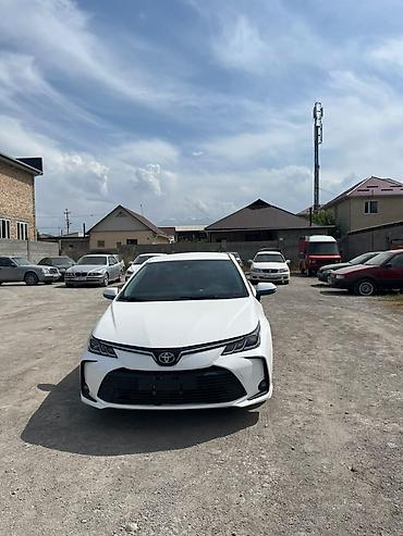 гибрид срочно: Toyota Corolla: 2021 г., 1.8 л, Гибрид, Седан — 1
