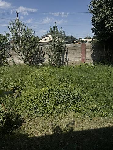 Продажа коттеджей и домов: 🏡 **СРОЧНО ПРОДАЁТСЯ УГЛОВОЙ ДОМ!** 📍 Бишкек, ж/м Ак-Босого\ 🌳 — 4