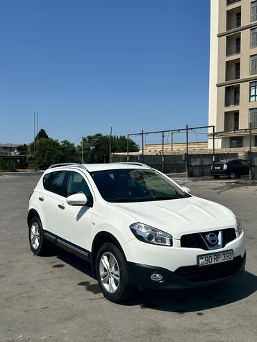 Nissan: Nissan Qashqai: 2 l | 2012 il Ofrouder/SUV — 5