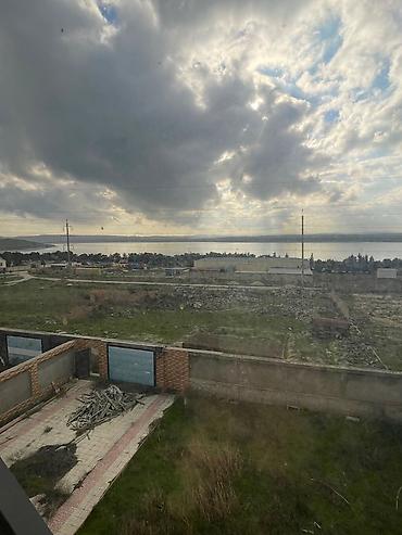 Həyət evləri və villaların satışı: 5 otaqlı, 162 kv. m, Orta təmir — 2