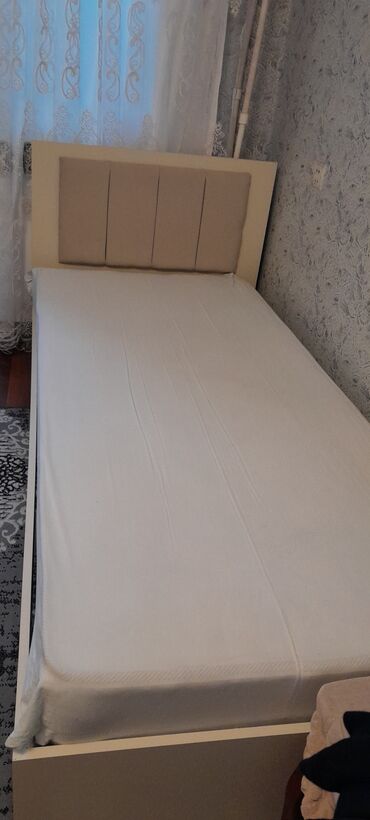 interturan mebel neftciler: Yenidir heç bir problemi yoxdur tecili satlir 
Unvan Neftçiler