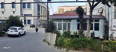 8 mkr: Sumqayıt ş., 10-cu mikrorayonda Obyekt icarəyə verilir. 2 otaq, ümumi — 5