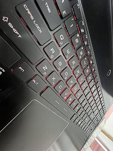 acer predator: Игровой/мультимедийный ноутбук MSI (клавиатура SteelSeries, акустика — 6