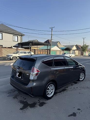 Toyota: Toyota Prius V: 2016 г., 1.8 л, Вариатор, Гибрид, Минивэн — 6
