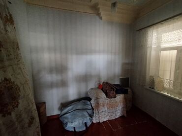Həyət evləri və villaların satışı: 4 otaqlı, 100 kv. m, Kredit yoxdur, Orta təmir — 14