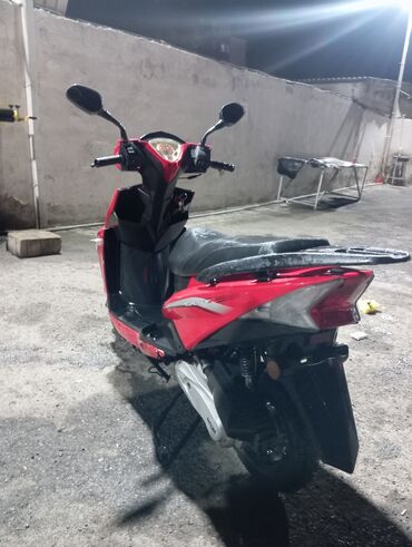 Mopedlər,skuterlər: Moon - YAMAHA, 50 sm3, 2024 il, 7 km