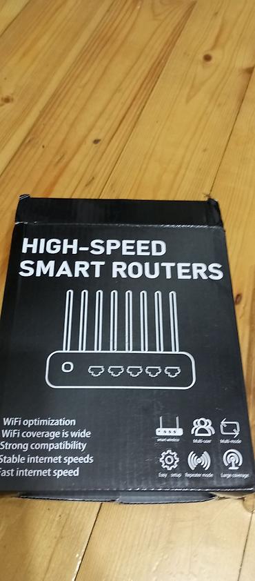 azercell modem satilir: Wifi ruter, ruter. 4 çıxışlı, yeni, qutuda. Kompakt ölçüdə. Ölçüləri — 3