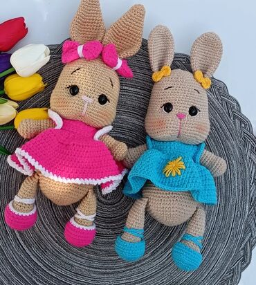 kukla qizim: Əlcəklə toxunmuş amigurumi oyuncaqlar və körpə dəsti - Seçimlər