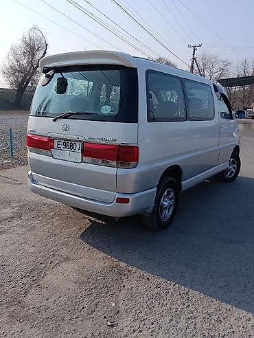 smart open: Toyota Regius: 1998 г., Автомат, Газ, Минивэн — 2