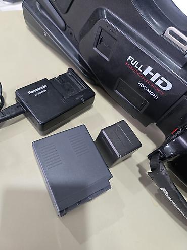 dvd video: Panasonic HDC-MDH1. üzərində 2 batareka sumkası adaptr 32gb kart — 3