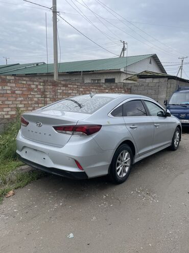 газ 31105: Hyundai Sonata: 2018 г., 2 л, Автомат, Газ