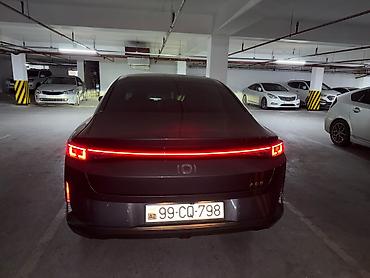 tesla model s: Yep yenidir.cemi 8000 km.gedib.bu qiymete bazarda masin yoxdur — 2