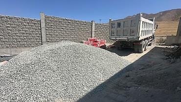 Услуги самосвала: Заказать Хово, Доставка щебня, угля, песка, чернозема, отсев, 30 тонн — 9