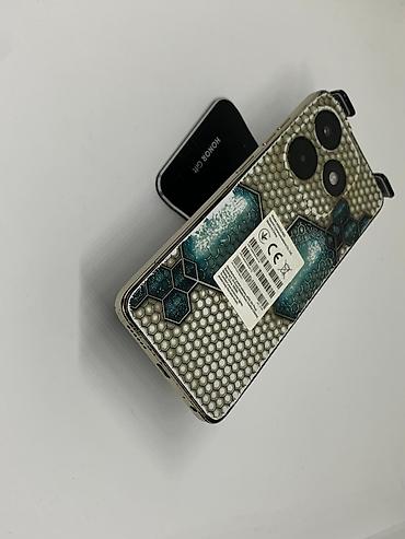 Tecno: Tecno Spark 20C, Б/у, 128 ГБ, цвет - Черный, 2 SIM — 4