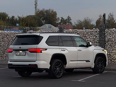 sequoia 2010: Toyota Sequoia: 2022 г., Гибрид, Внедорожник — 7