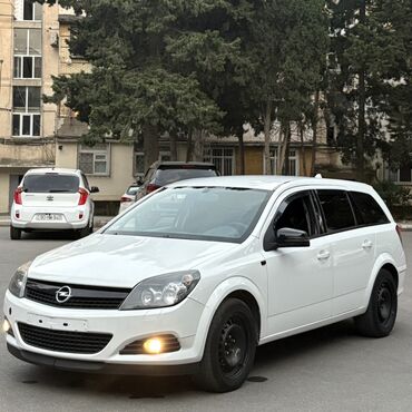 Qazanlar: Opel Astra: 1.3 l | 2010 il 400000 km Universal