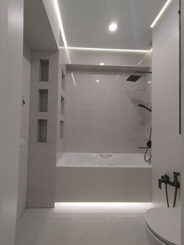 Укладка плитки: Гидроизоляционные работы, Подготовка стен для грунтовки, Подготовка стен для укладки | Мозаичная плитка, Стеклянная плитка, Мраморная плитка | Вертикальная укладка, Горизонтальная укладка, Диагональная укладка Больше 6 лет опыта — 3