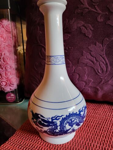 Stare vaze i dekor: Flasa vintaz za pice,nova,dihtujuc poklopac,porcelanska. Flasa na lalafo.rs — 2 Stare vaze i dekor: Flasa vintaz za pice,nova,dihtujuc poklopac,porcelanska. Flasa — 2