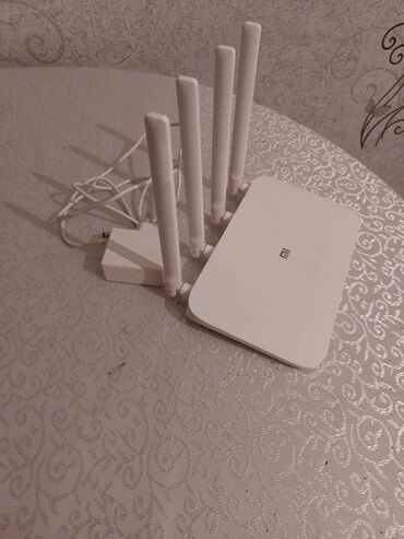 fibernet modem: Xiaomi Mi Wi‑Fi Router (4 antennəli) satılır. Xüsusiyyətlər: - 4 ədəd lalafo.az -da fibernet modem: Xiaomi Mi Wi‑Fi Router (4 antennəli) satılır. Xüsusiyyətlər: - 4 ədəd