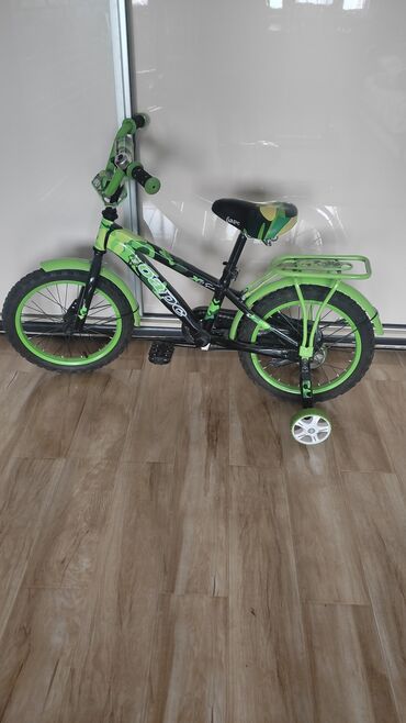 гоночный велосипед: Продаю детский велосипед для 5-7 лет примерно. В отличном состоянии
