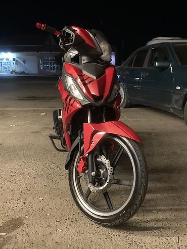 horizon təkər: Sport üslubunda skuter/moped - Rəng: qırmızı-qara, aqressiv sport — 2