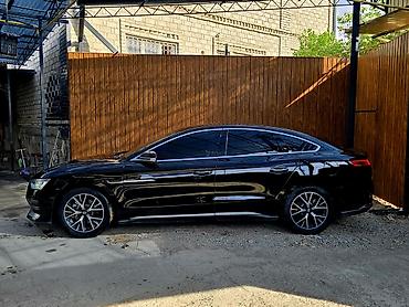 BYD: BYD E9: 2021 г. — 1