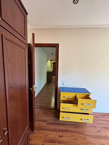 104 серия 3 ком: 3 комнаты, 58 м², 3 мкр 104 серия, 3 этаж — 8