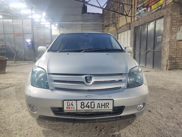 таета платз: Toyota ist: 2004 г., 1.3 л, Автомат, Бензин, Хэтчбэк