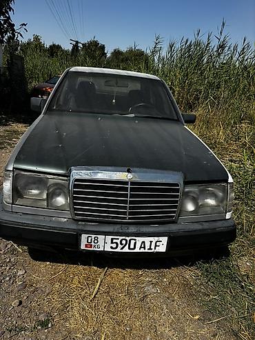 левое крыло гольф 3: Mercedes-Benz W124: 1988 г., 2.3 л, Механика, Бензин, Седан — 1