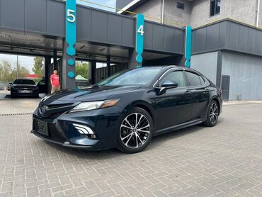 Toyota: Toyota Camry: 2018 г., 2.5 л, Автомат, Бензин, Седан