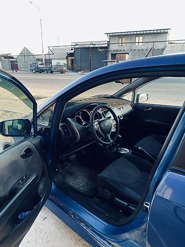 Honda: Honda Jazz: 2008 г., 1.5 л, Робот, Бензин, Хэтчбэк at lalafo.kg — 9 Honda: Honda Jazz: 2008 г., 1.5 л, Робот, Бензин, Хэтчбэк — 9