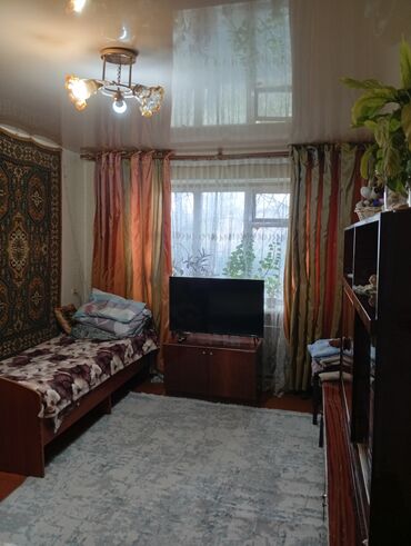 квартиры в джале: 2 бөлмө, 40 кв. м, Хрущевка, 1 кабат, Косметикалык ремонт
