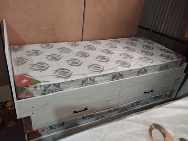 Односпальные кровати: Односпальная кровать, Новый, С матрасом, длина - 190 см — 6