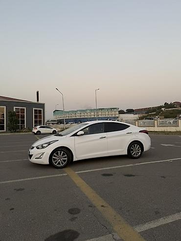 hunday elantra 2017: Hyundai Accent: 1.4 l | 2014 il Sedan — 3