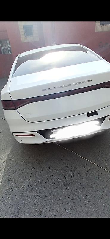 buggy satisi: BYD Qin Plus: 1.5 l | 2024 il 15000 km Sedan — 3