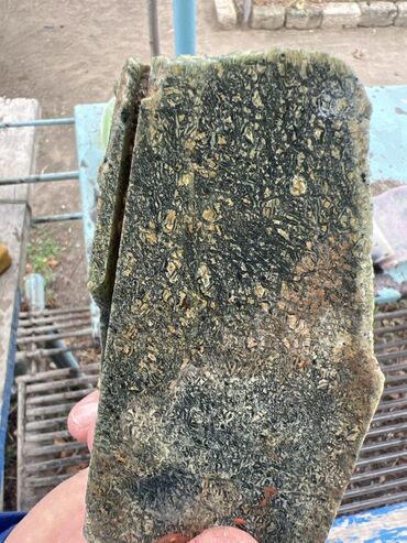 Dekorativ daşlar: Təbii daş və mineral nümunələri paketi - Böyük dekorativ blok: Açıq — 4