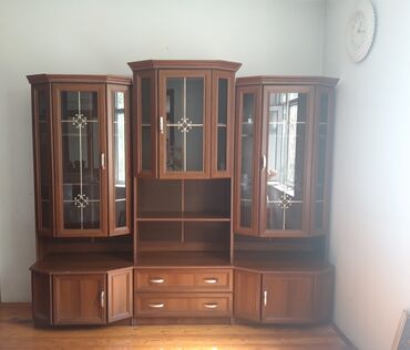 Dolablar: İşlənmiş, Açılan, Düz dolab, Servant