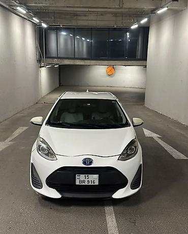 Toyota Aqua: 1.5 l | 2018 il Hetçbek lalafo.az -da Toyota Aqua: 1.5 l | 2018 il Hetçbek