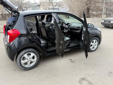 Chevrolet: Chevrolet Spark: 2016 г., 1 л, Автомат, Бензин, Хэтчбэк — 13