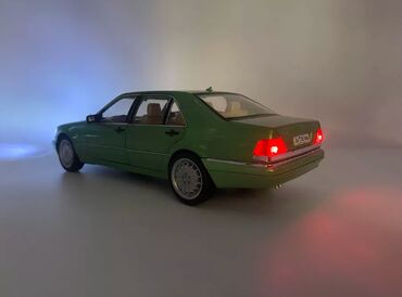 Игрушки: Цвет зеленый Общие характеристики Количество предметов в упаковке	1 — 12