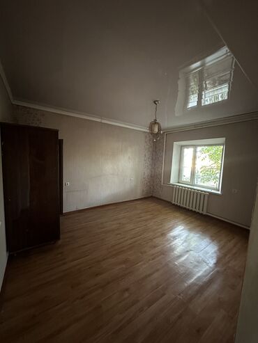 ищу дом на иссык куле: 100 м², 5 комнат, Утепленный, Бронированные двери, Видеонаблюдение
