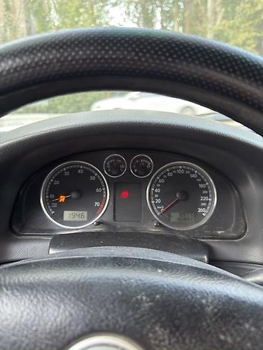 pass: Volkswagen Passat: 2004 г., 2 л, Механика, Бензин, Седан — 9