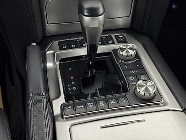 Toyota: Toyota Land Cruiser: 2017 г., 4.6 л, Автомат, Бензин, Внедорожник — 9