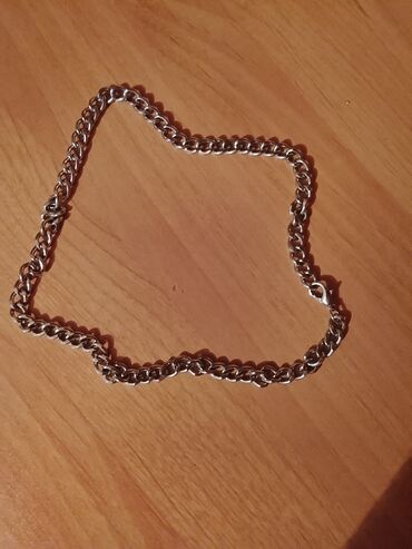 Qadın geyimləri: Boyunbağı, 35 g