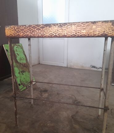 buta qab qacaq gence: Metall manqal/şiş qril - Material: qalın metal korpus, möhkəm dəmir