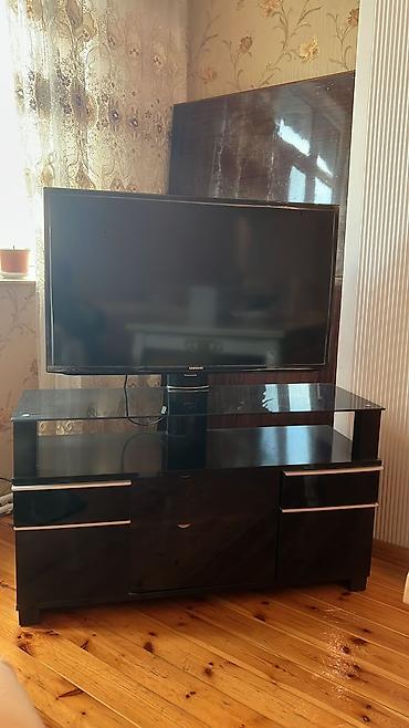 Qonaq otağı dəstləri: Masa və oturacaqlar — 2