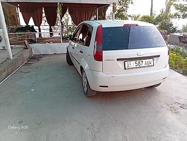 кобальт 2013: Ford Fiesta: 2003 г., 1.3 л, Механика, Бензин, Хэтчбэк — 4