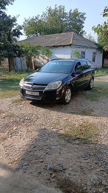 xəzər maşın: Opel Astra: 1.3 l | 2008 il 307000 km Universal — 2