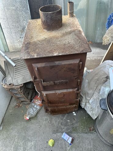 печь буржуйка чугунная: Металлическая печь-буржуйка на твердом топливе - Корпус из толстого